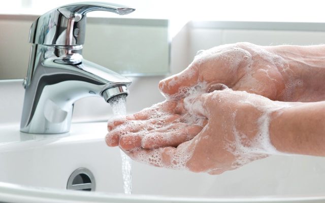 Vệ sinh sạch sẽ, đặc biệt là rửa tay xà phòng giúp phòng chống vi khuẩn gây trầm trọng triệu chứng COPD