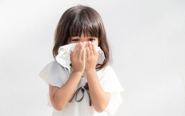 Trẻ em mắc COPD có những triệu chứng ho, khó thở